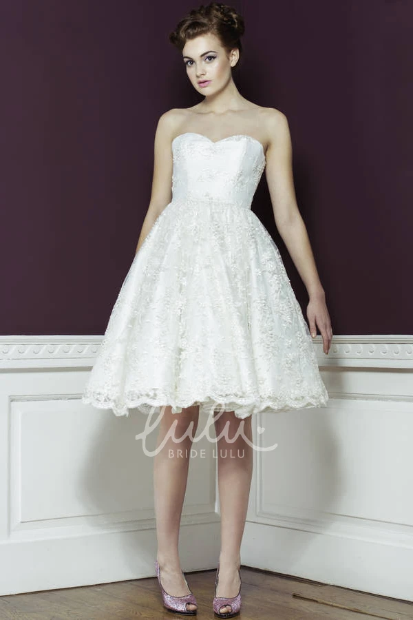 Sweetheart Lace Tea-Length Wedding Dress with Sleeveless Design