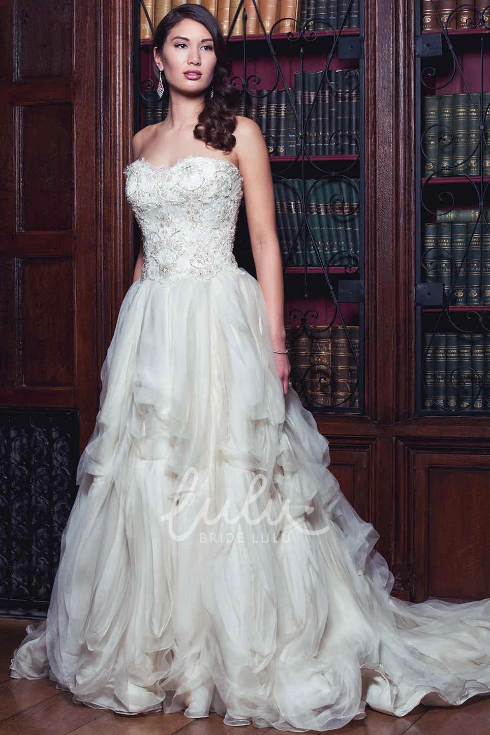 Sweetheart Ball Gown Wedding Dress with Beading and Ruffles Floor-Length Bridal Gown