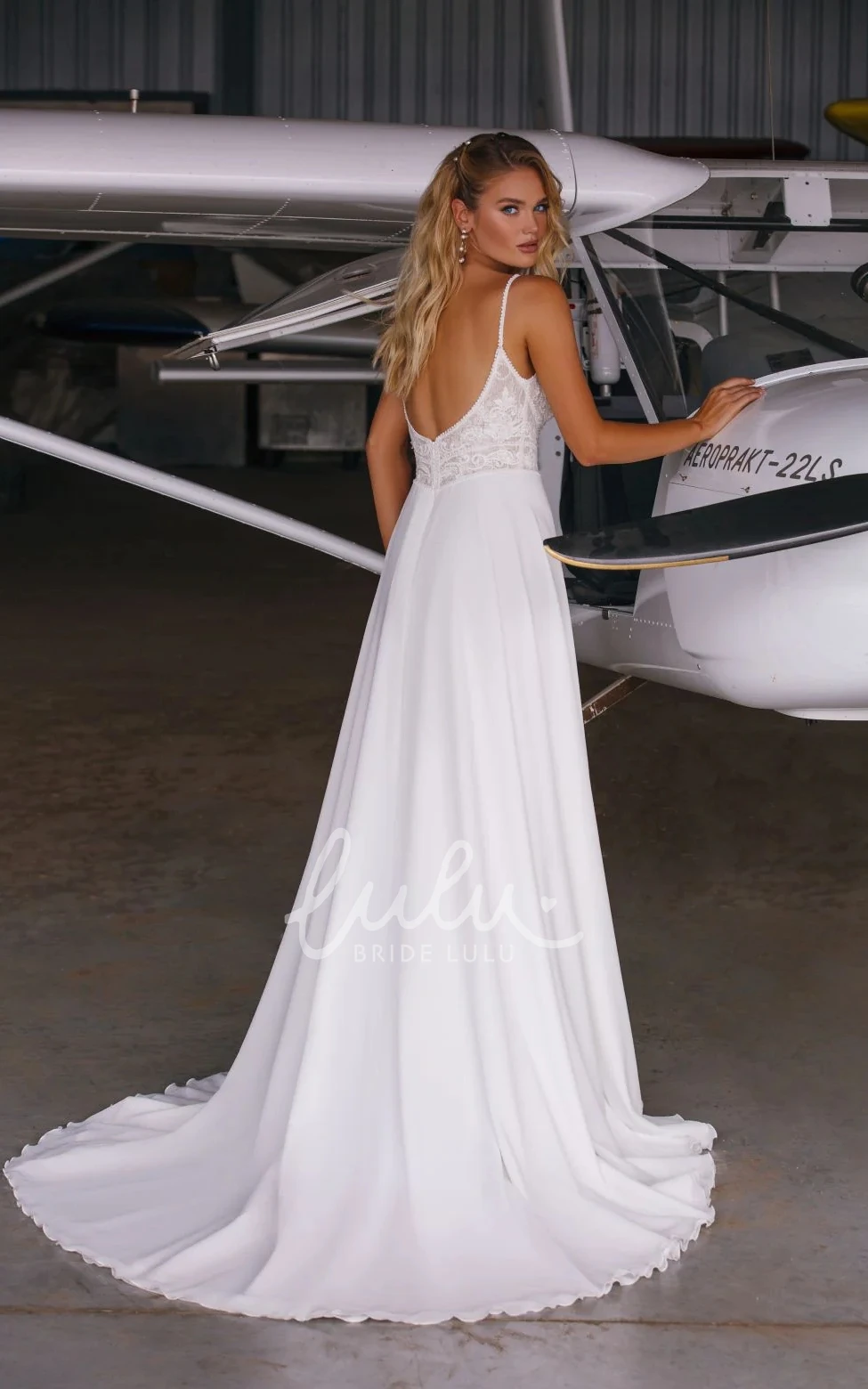 Mermaid Spaghetti Chiffon Sexy Deep V-Neck And V-Back Vintage Applique Wedding Dress