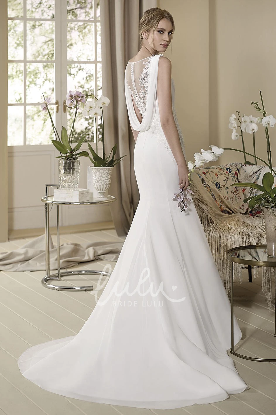 V-Neck Appliqued Chiffon Sheath Wedding Dress with Sleeveless Maxi Design