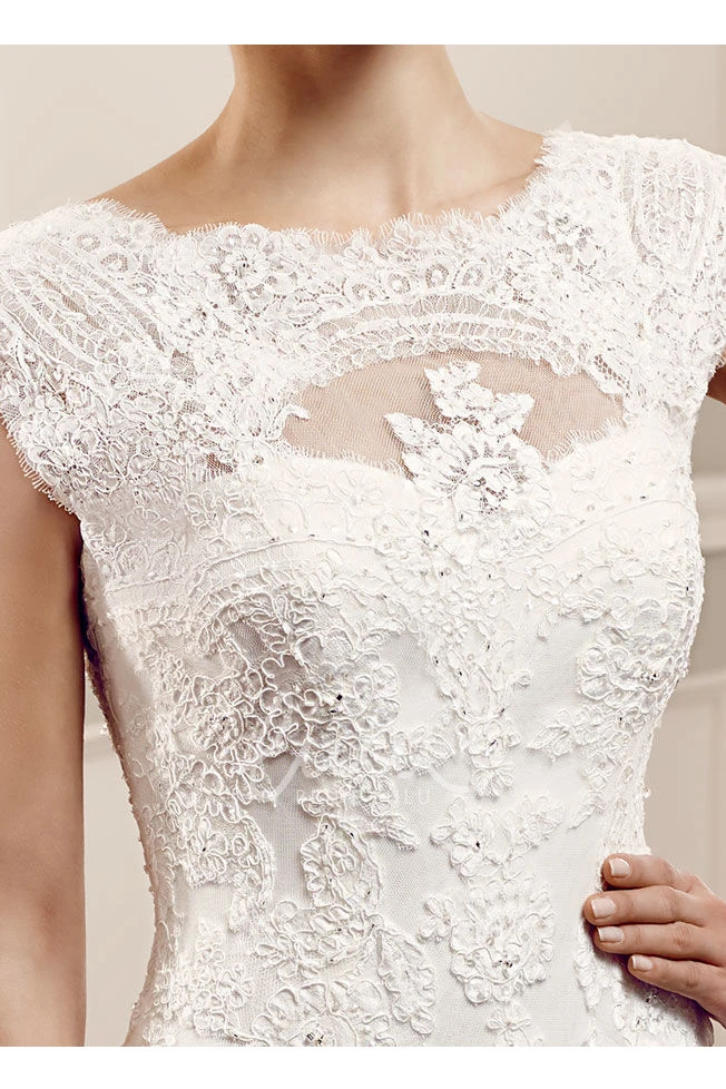 Illusion Sleeveless Chiffon&Lace Wedding Dress