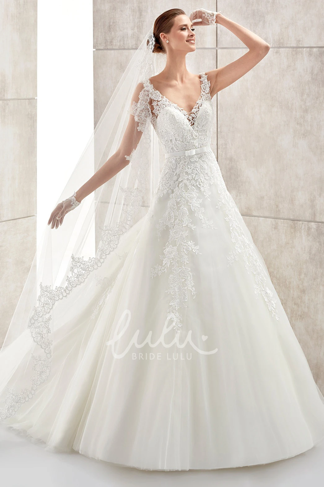 Open Back A-Line Wedding Dress with Lace Appliques and V-Neck