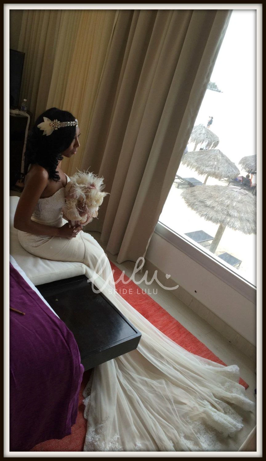 Ivory Sweetheart Neckline Wedding Dress with Cream Accents