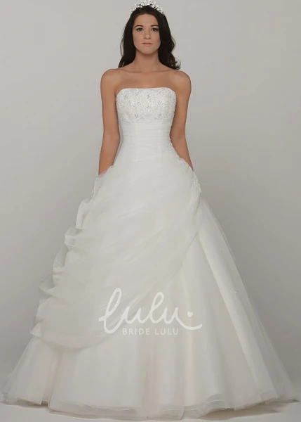 Strapless Sleeveless Ball Gown Tulle Wedding Dress with Pick Up Long Beaded