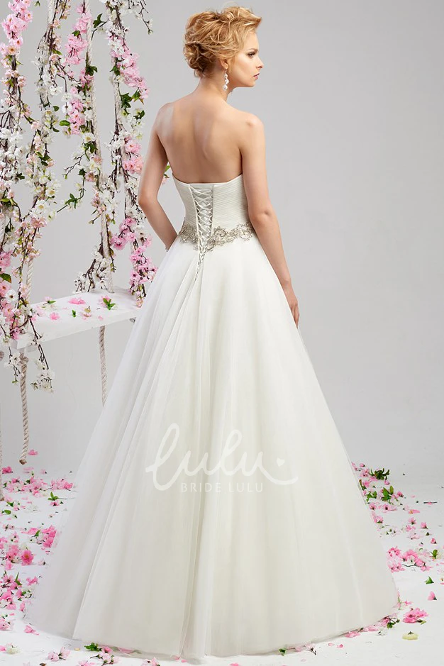 Sleeveless Ball Gown Tulle Wedding Dress with Sweetheart Neckline and Jeweled Waist Stunning Bridal Gown