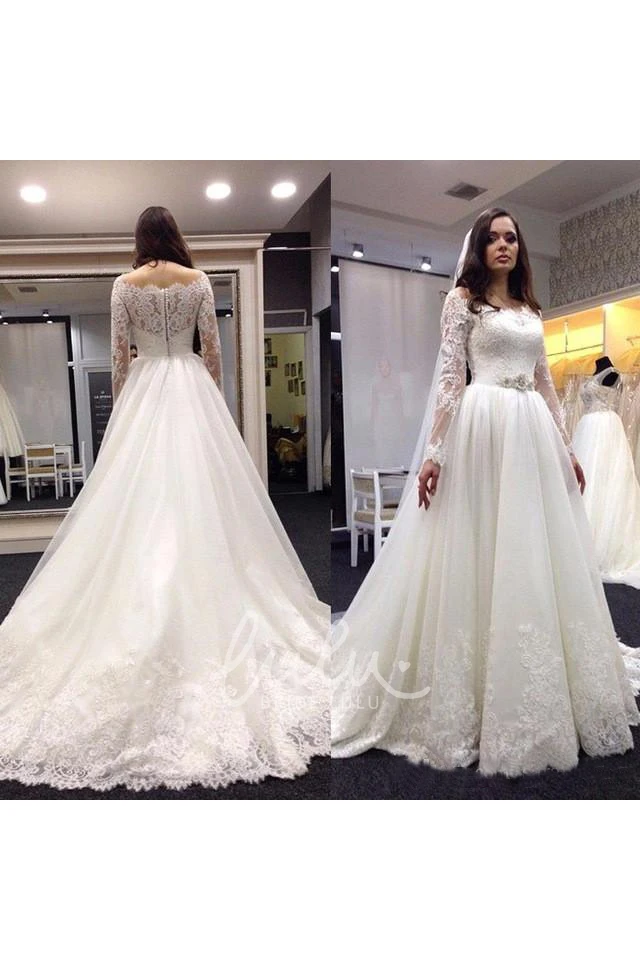 Off-Shoulder Lace Ball Gown Wedding Dress with Tulle Skirt