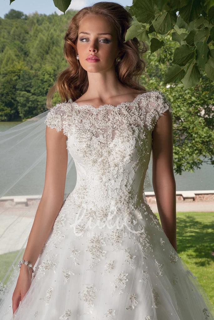 Bateau Neck Cap Sleeve Tulle Wedding Dress Ball Gown Floor-Length