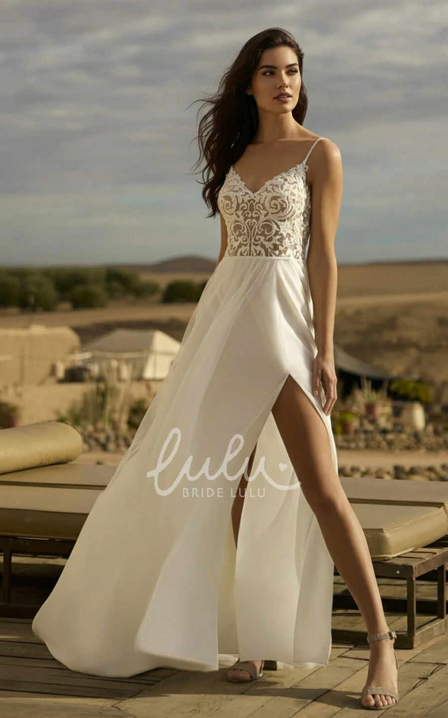 A-Line Spaghetti Beach Lace Wedding Dress V-Neck Sexy Slit Tulle Bridal Gown