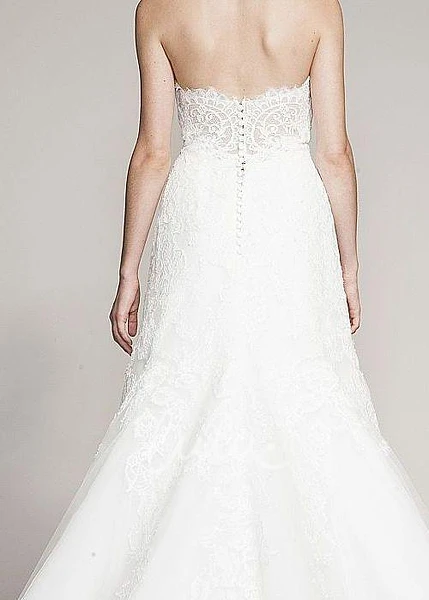 Tulle Wedding Dress with Sweetheart Neckline and Lace Detail