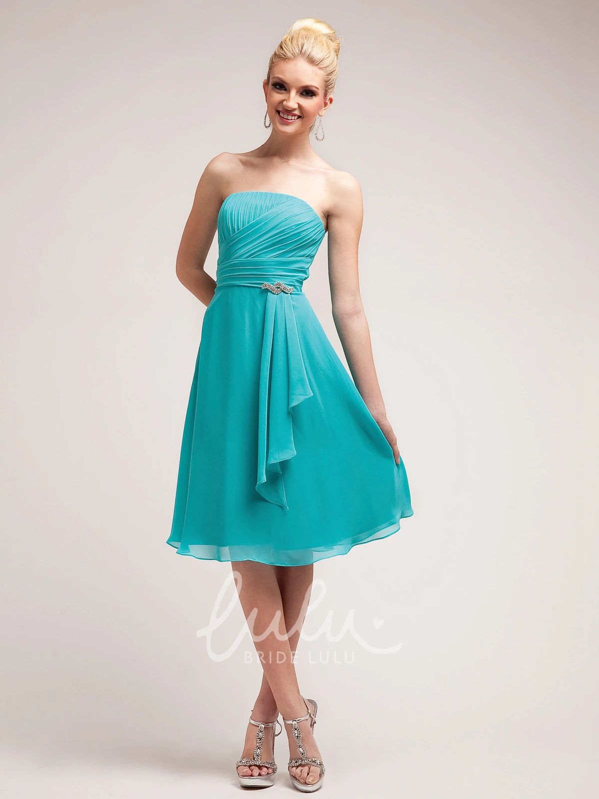 Knee-Length Strapless A-Line Bridesmaid Dress with Chiffon Ruching