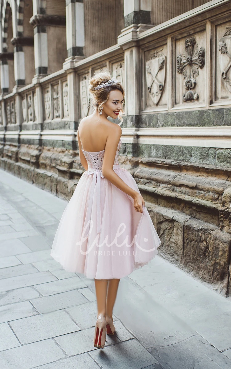 Knee-Length Tulle Appliques A-Line Bridesmaid Dress