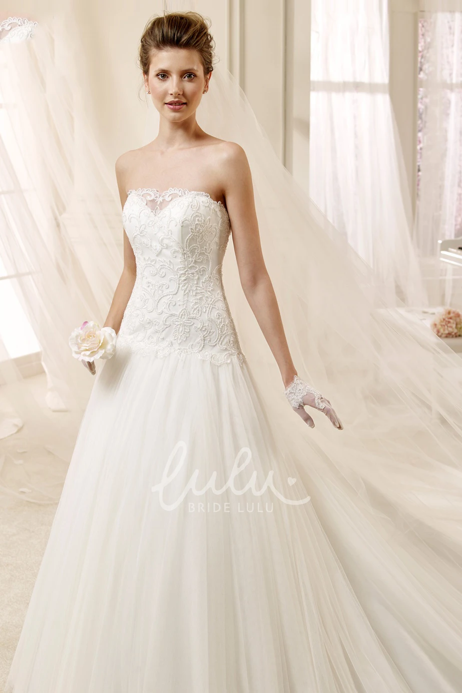 Strapless A-line Wedding Dress with Lace Bodice and Brush Train Simple Style