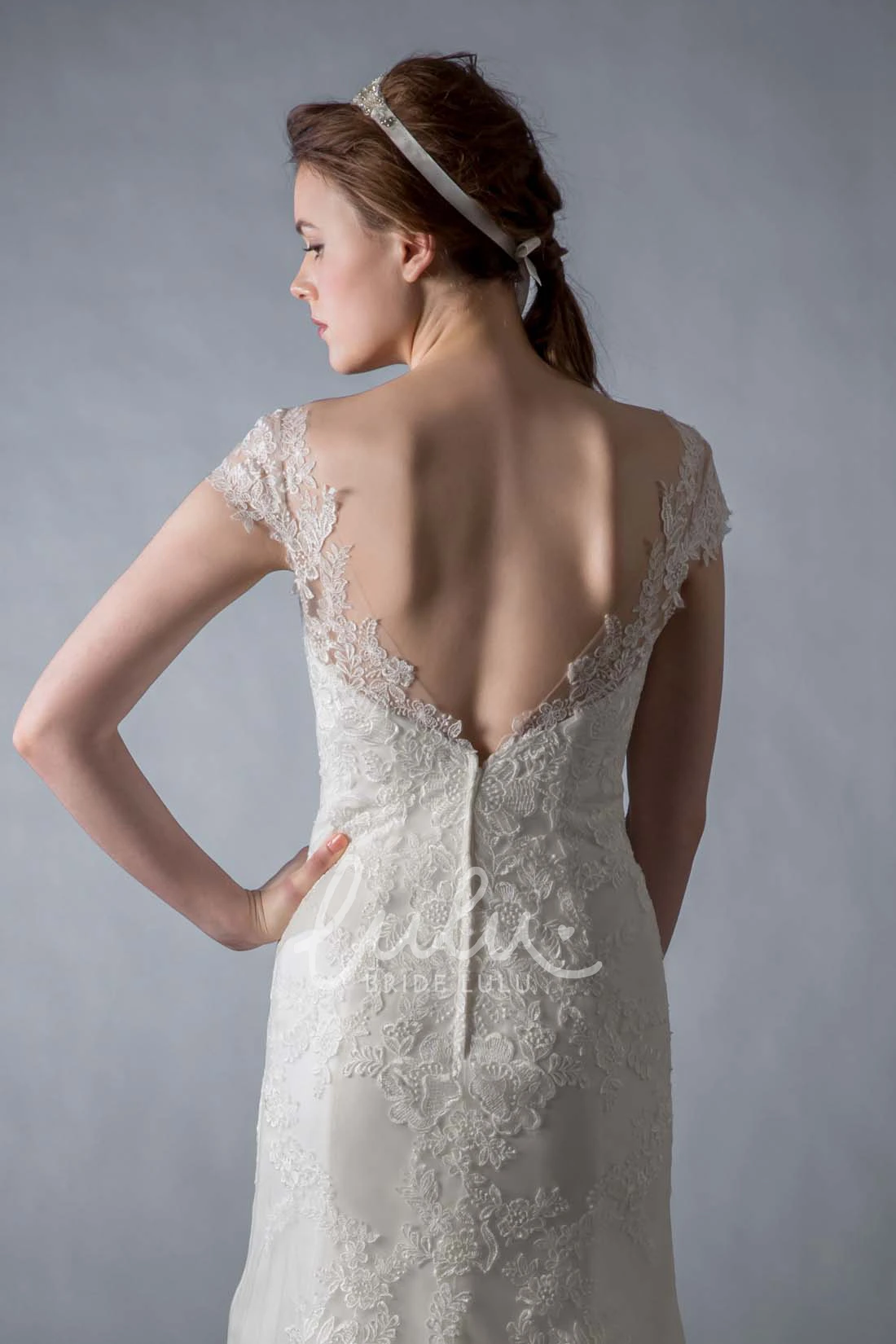 Mermaid Appliqued Tulle Wedding Dress Cap Sleeve Bateau Neck
