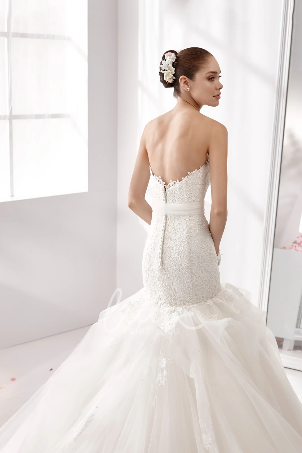 Mermaid Lace Wedding Gown with Puffy Train and Side Bow Sweetheart Beach Boho