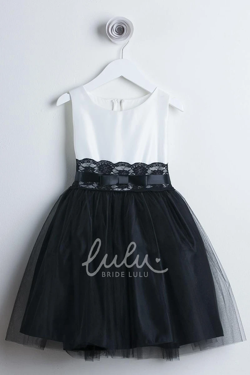 Tulle and Lace Bow-Tied Flower Girl Dress with Tiered Skirt and Sash