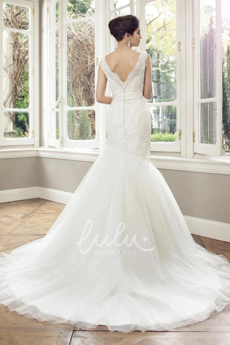 Floral Lace and Tulle Wedding Dress with V-Neck and Low V-Back Trumpet Style
