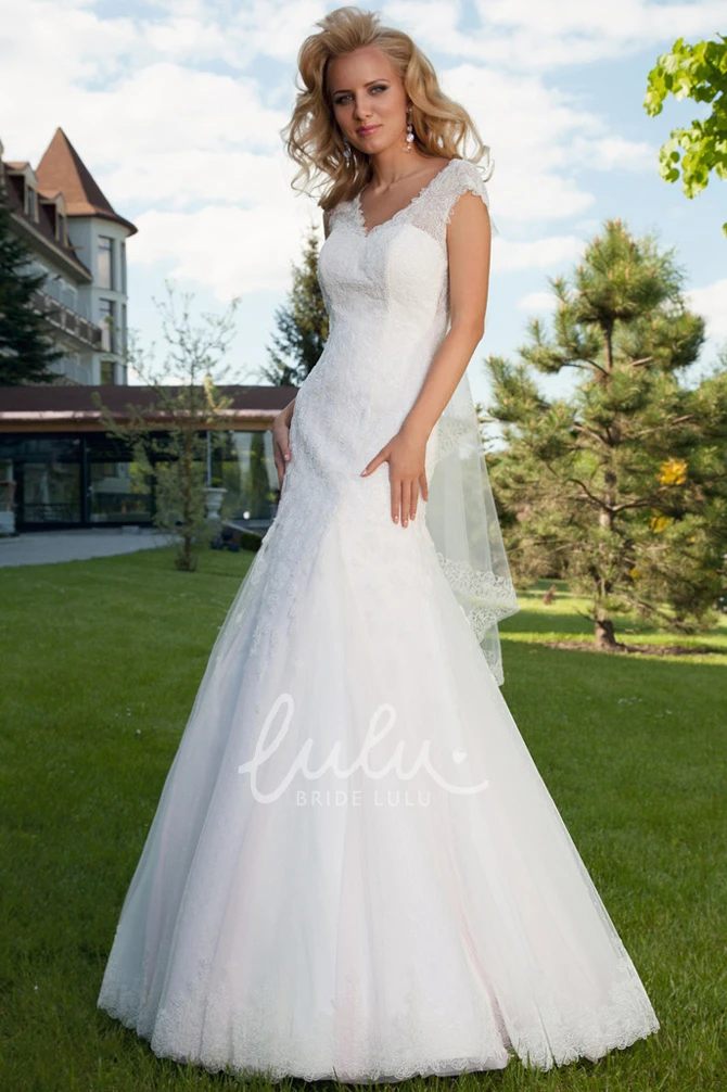 Sleeveless Lace Mermaid Wedding Dress with V-Neck and Keyhole