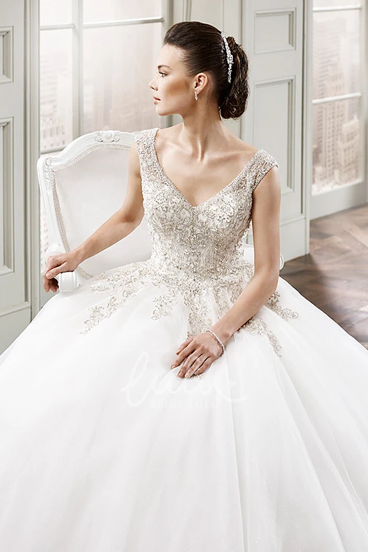 Beaded V-Neck Tulle Ball Gown Wedding Dress Sleeveless Floor-Length Bridal Dress