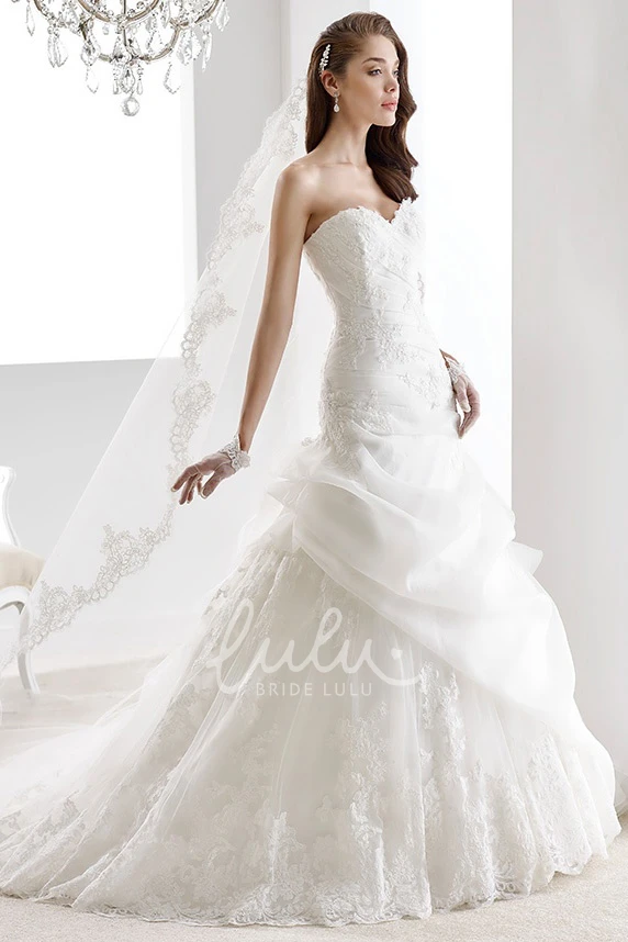 Applique Lace Wedding Dress with Sweetheart Neckline and Side Ruffles