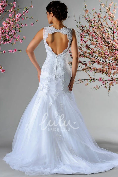 Beaded Applique Mermaid Bridal Gown with V-Neck and Back Keyhole Classy Wedding Dress