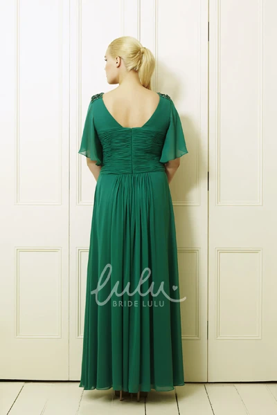 Plus Size V-Neck Chiffon Prom Dress with Ruching and Broach