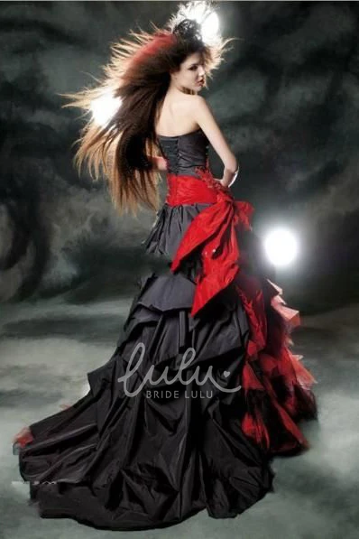 Sweetheart A-Line Taffeta Tulle Wedding Dress with Ruching and Ruffles Floor-length