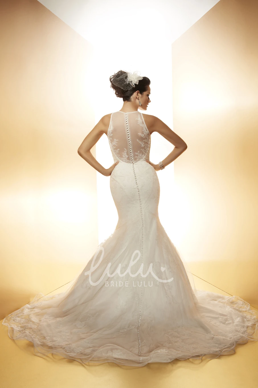 High Neck Sleeveless Lace Applique Trumpet Wedding Dress with Court Train