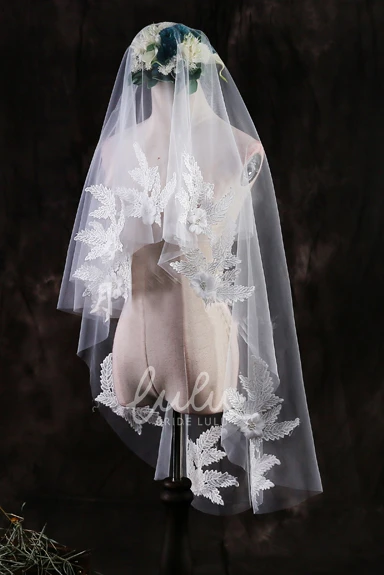 Handmade Flower Lace Applique Wedding Veil for Brides