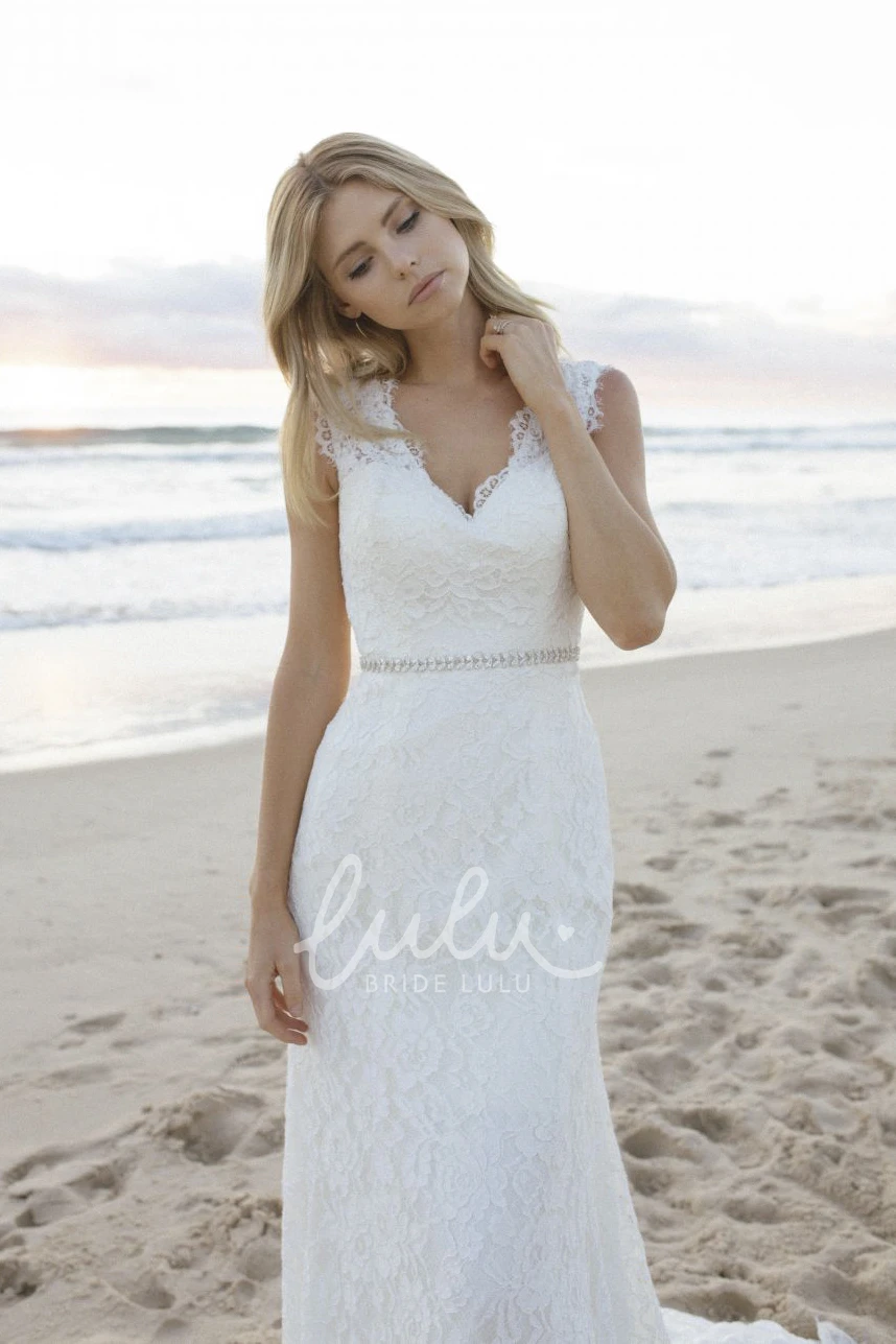 Elegant Lace Cap Sleeve Bridal Gown with V-neck and Keyhole Boho Wedding Dress