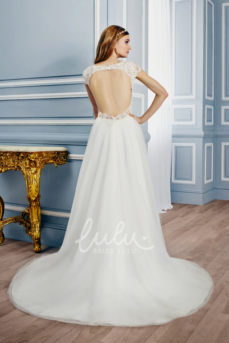 Cap-Sleeve Tulle Wedding Dress with Appliques Floor-Length Keyhole