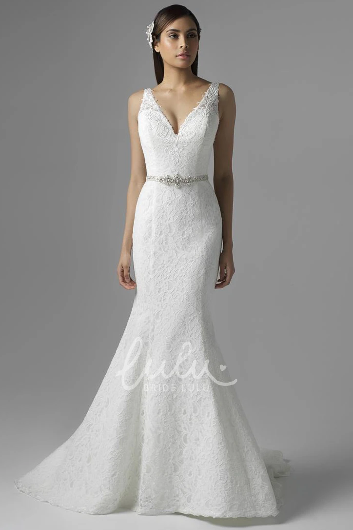 Sleeveless Trumpet Lace Wedding Dress with Waist Jewellery V-Neck Bridal Gown