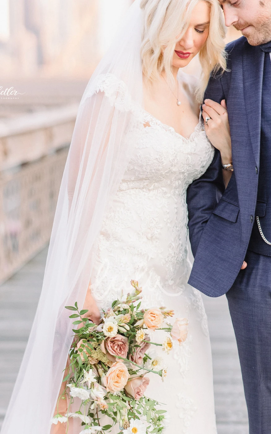 Adorable Sheath Off-the-shoulder Lace Tulle Wedding Dress With Appliques