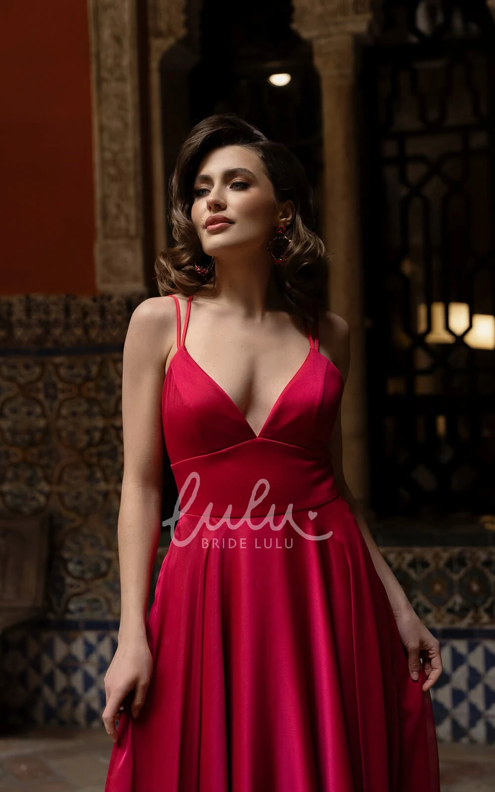 A-Line Sleeveless Satin Prom Dress Romantic Floor-length Evening Gown