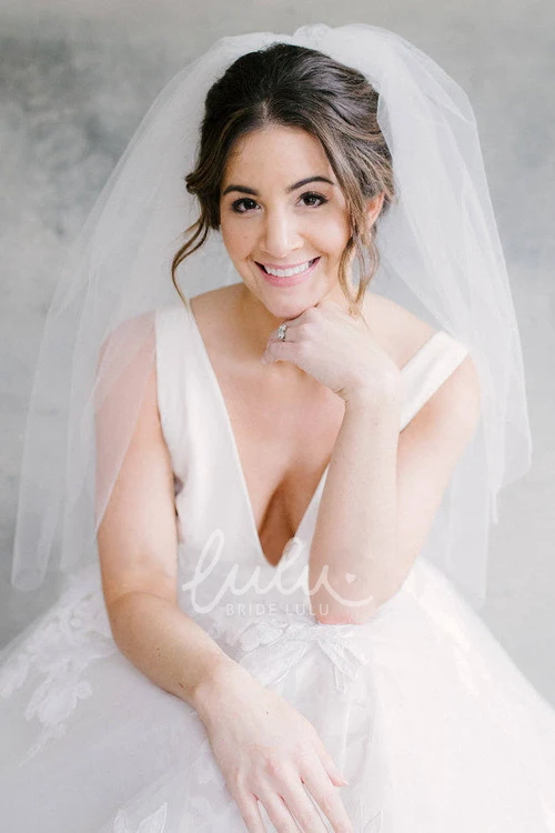 Fluffy Tulle Wedding Veil with Cute Charm