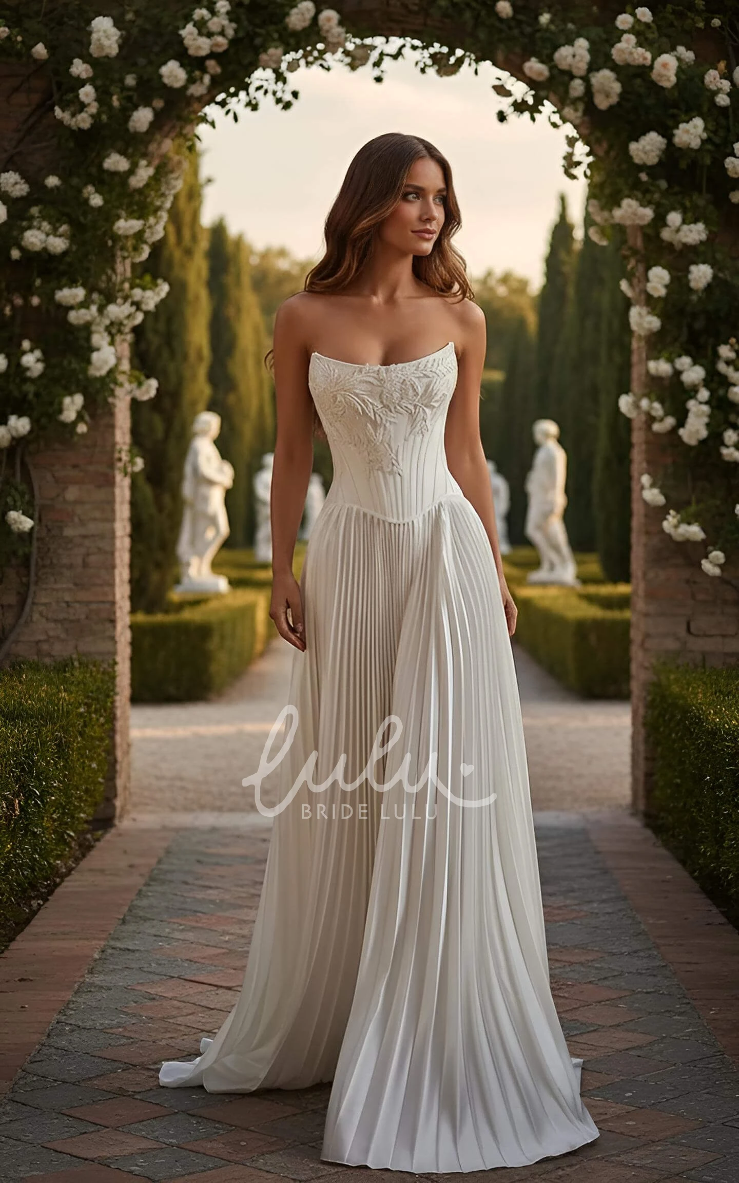 A-Line Boho Strapless Flowy Pleated Wedding Dress Vintage Corset Embroidered Bodice Bridal Gown