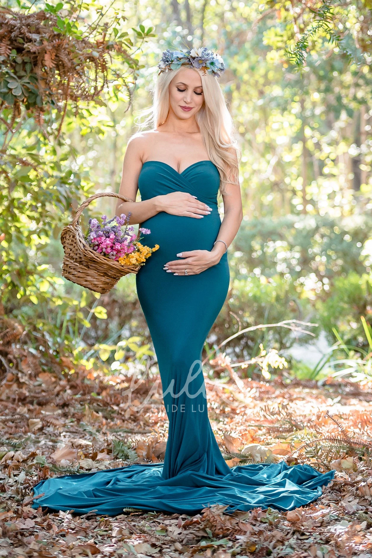 Sleeveless Empire Maternity Dress with Brush Train