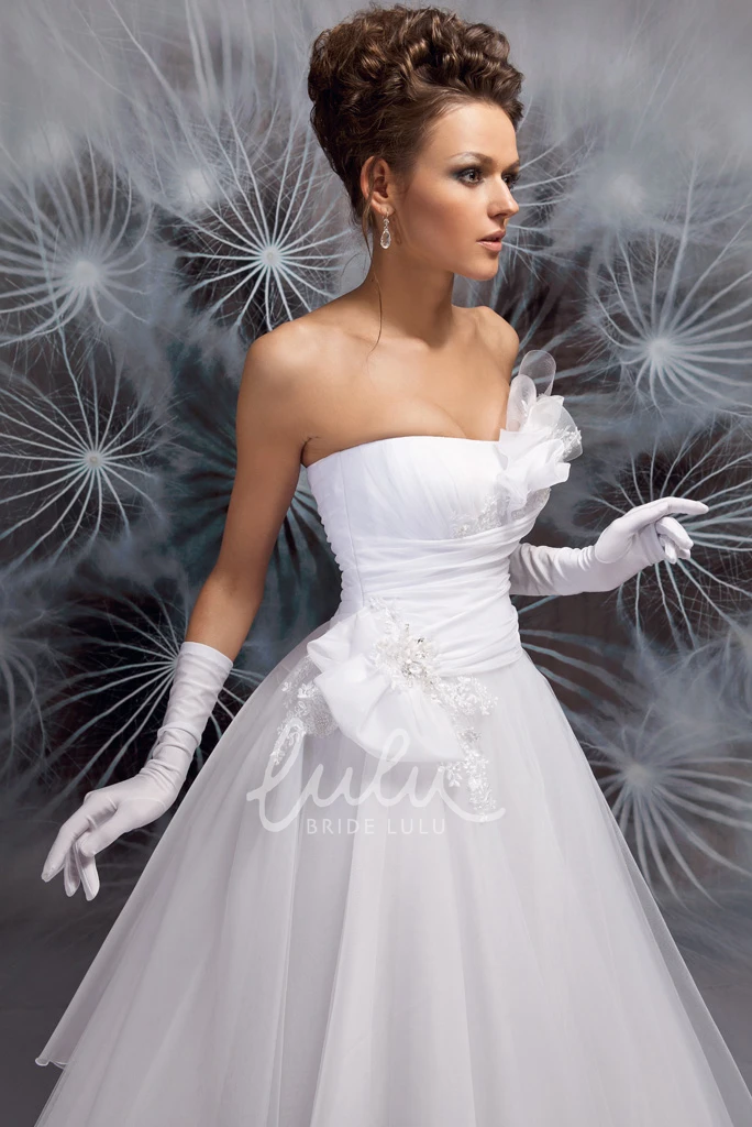 Strapless Tulle A-Line Wedding Dress Sleeveless Floor-Length