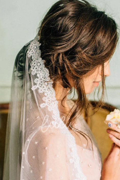 Romantic Tulle Wedding Veil Lace Edge