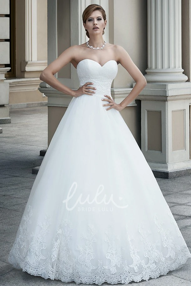 Sweetheart Tulle Wedding Dress Ball Gown Floor-Length Sleeveless Appliqued