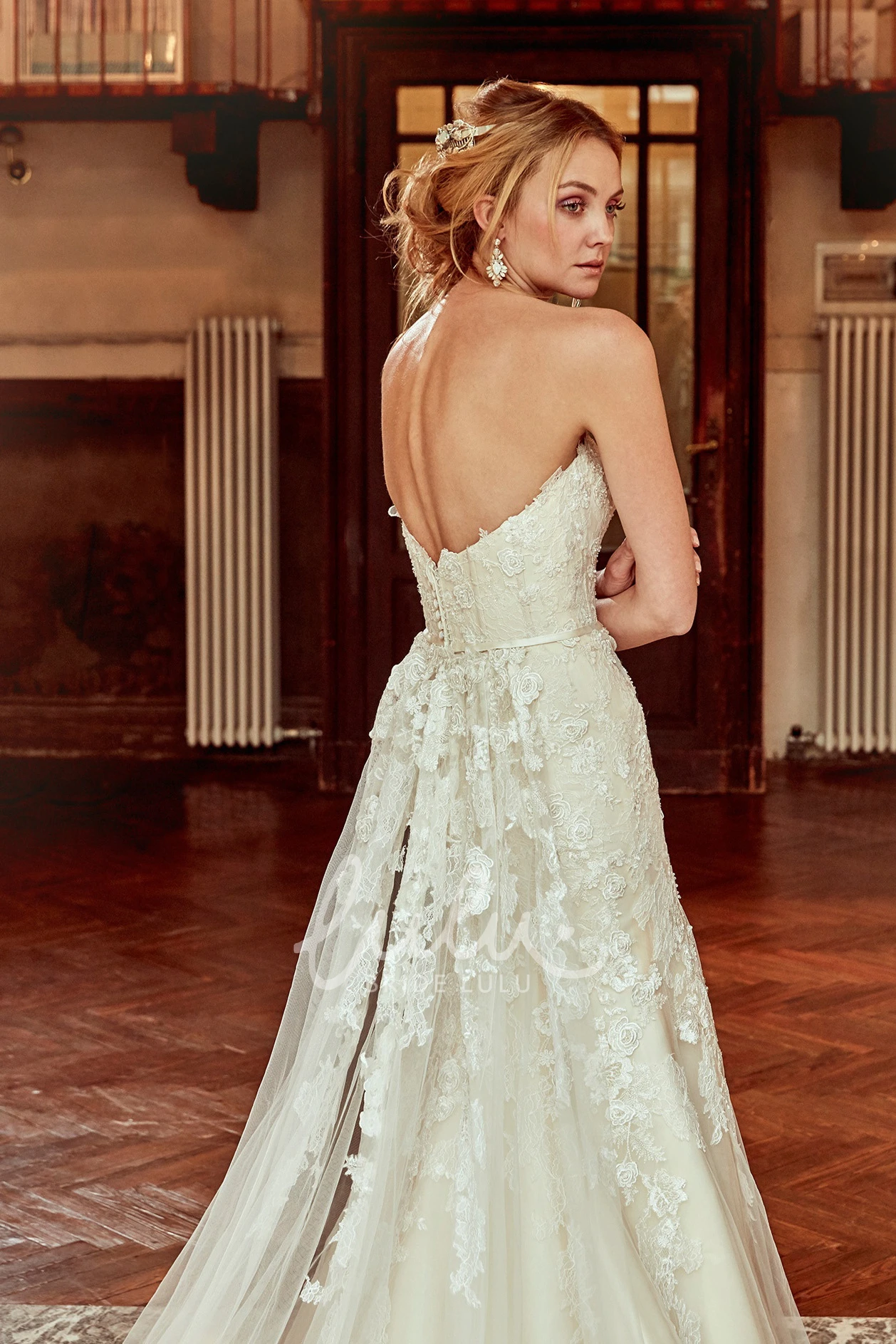 Satin Sash Mermaid Wedding Dress with Lace Appliques and Sweetheart Neckline