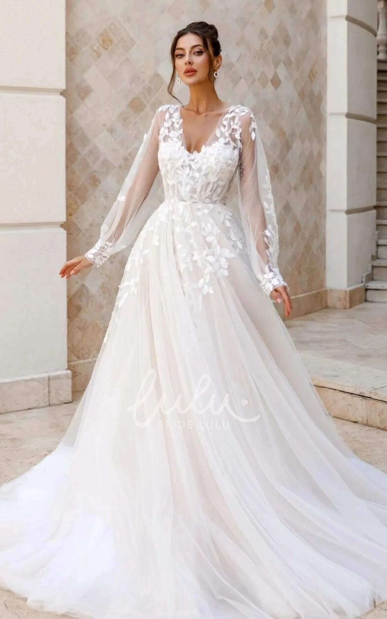 A-line Flowy Romantic Floral Lace Wedding Dress Tulle Illusion Long Sleeve Bridal Gown