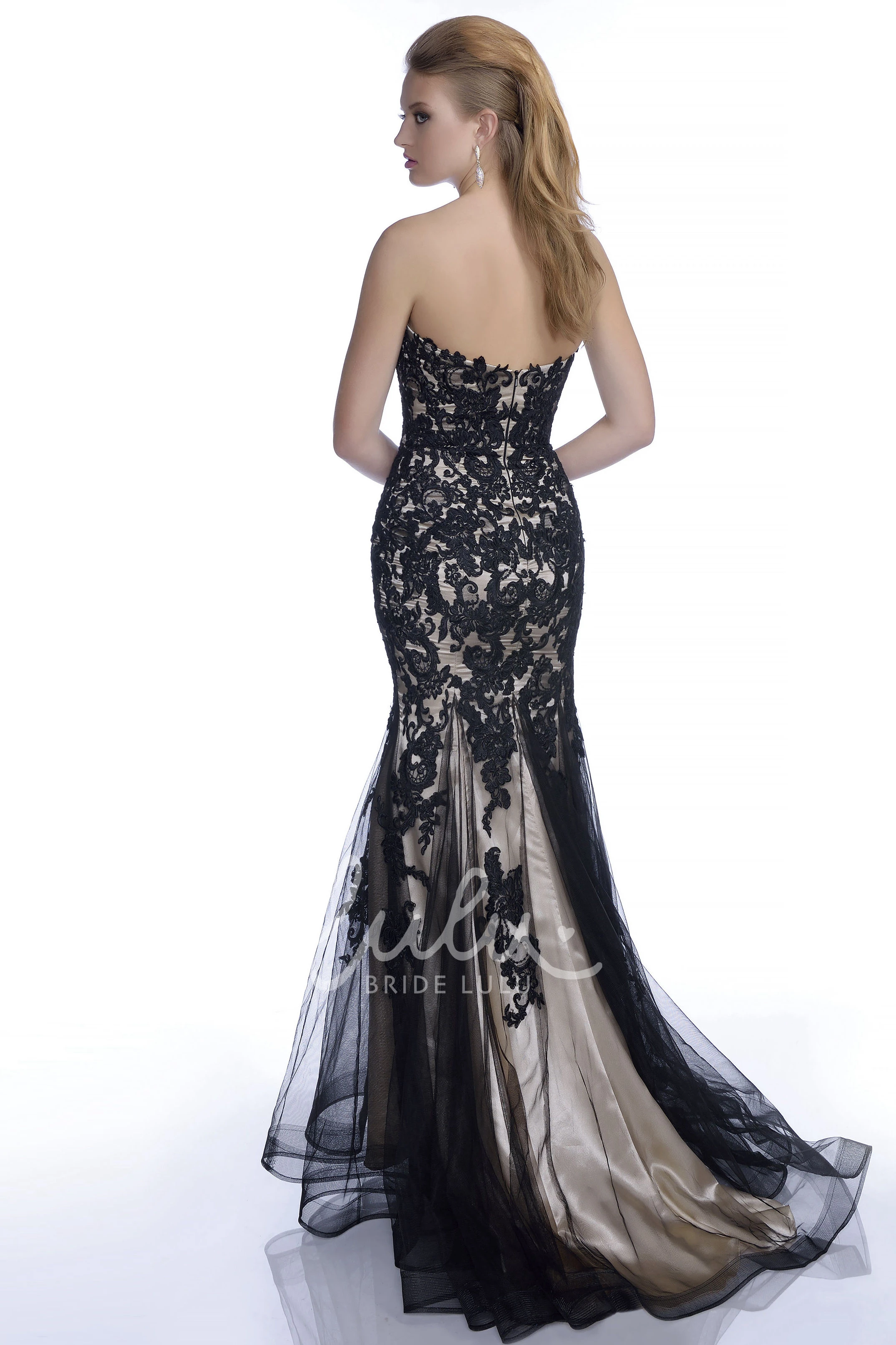 Mermaid Tulle Jeweled Prom Dress with Sweetheart Neckline and Lace Appliques