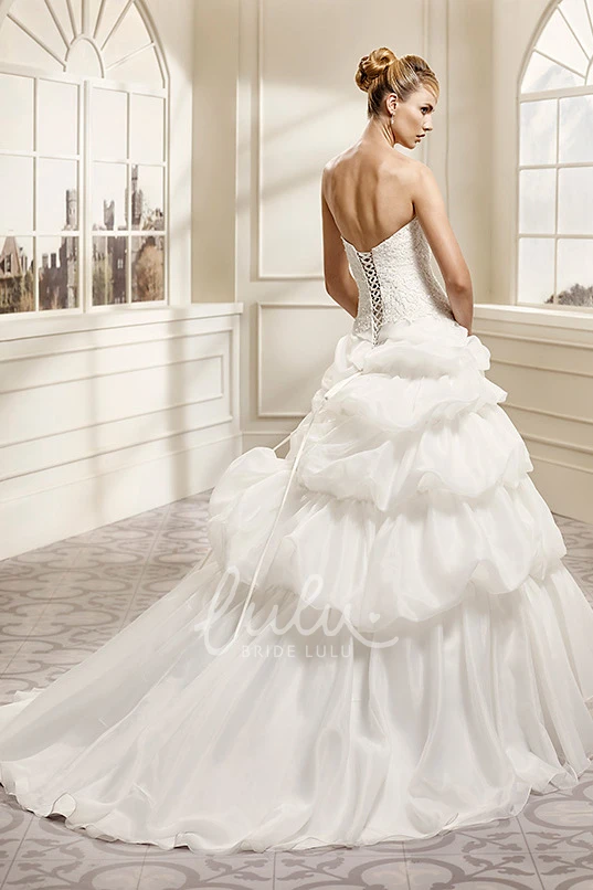 Ruffled Sweetheart Organza Ball Gown Wedding Dress with Cape