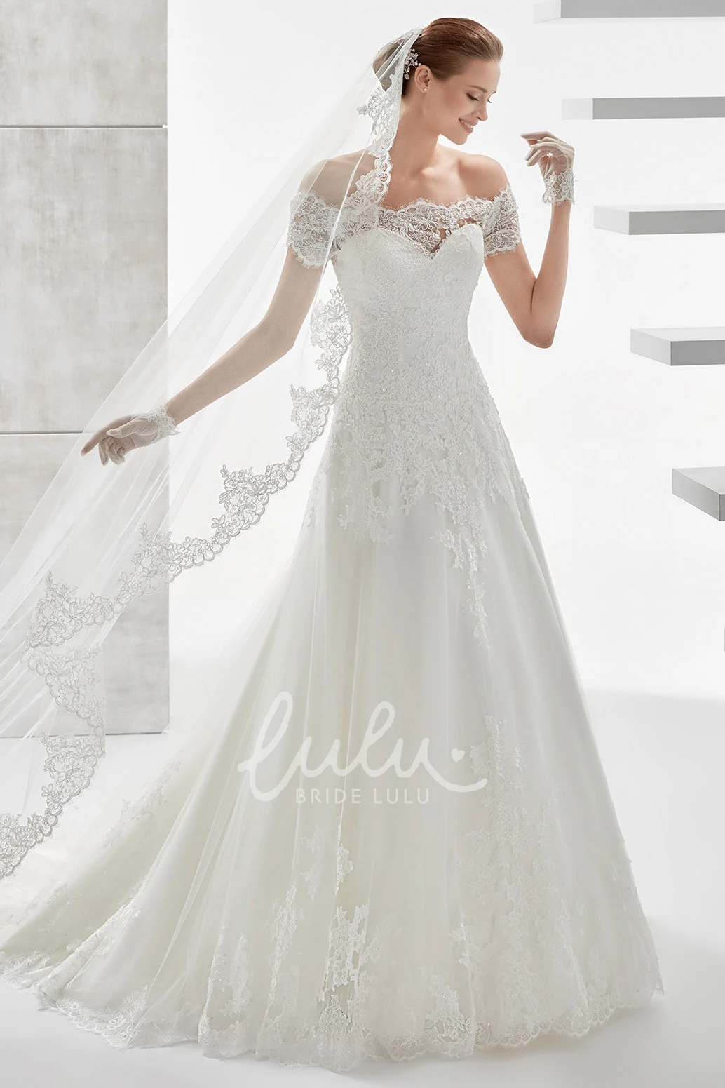 Lace Applique Off-Shoulder Wedding Dress with Sweetheart Neckline Elegant Bridal Gown