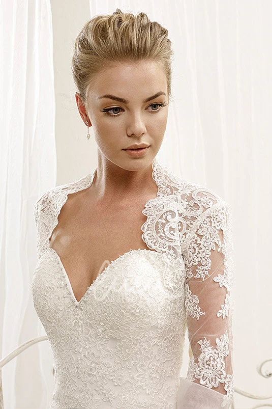 Lace Trumpet Wedding Dress with Appliques Sweetheart Half-Sleeve Maxi