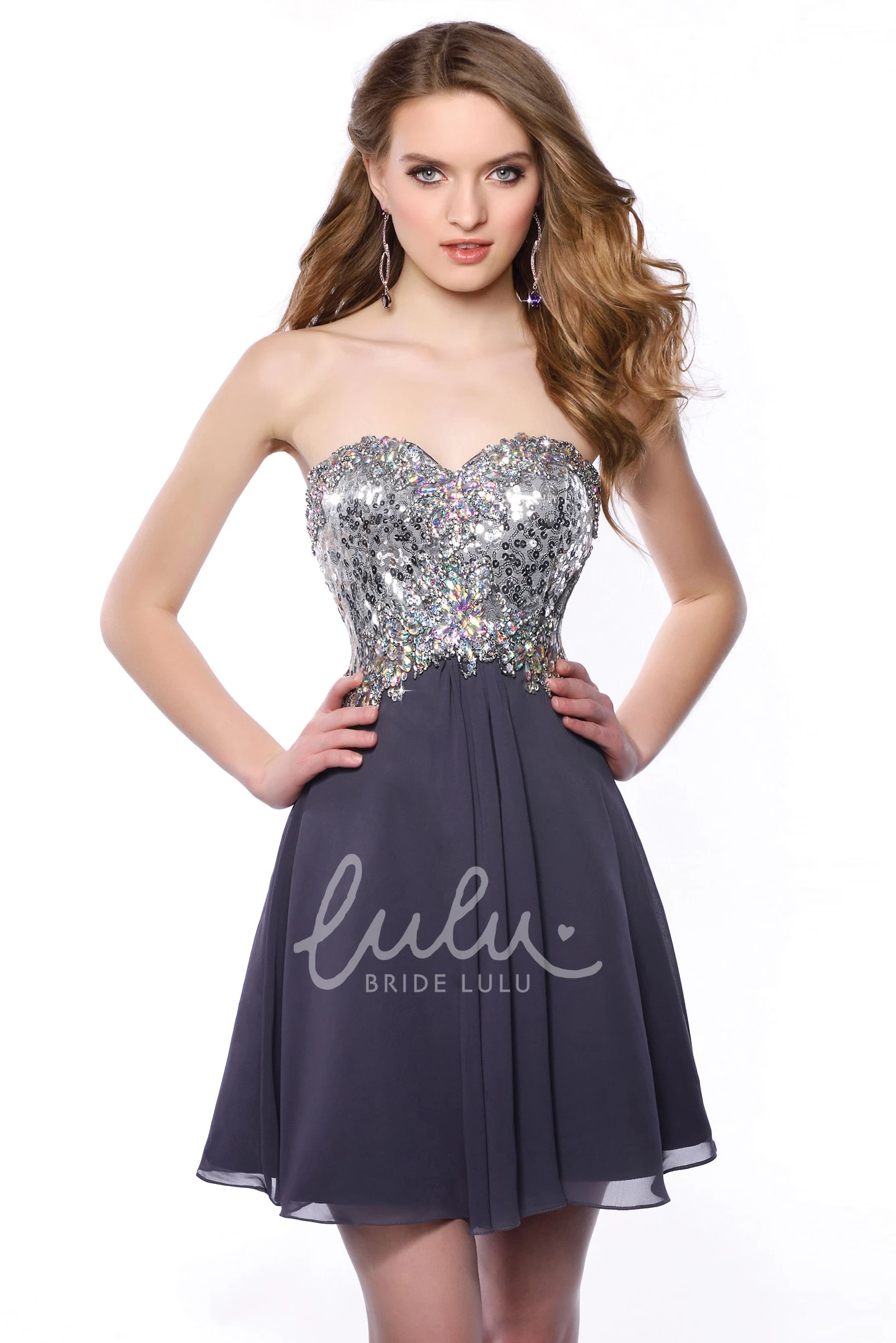 Chiffon Short A-Line Sweetheart Homecoming Dress with Bling Corset and Pleats Modern Party Dress