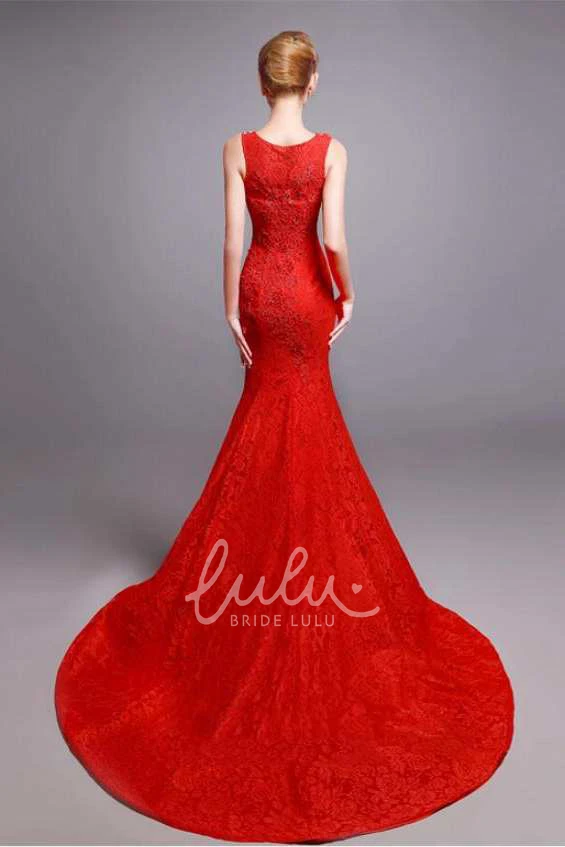 Sleeveless Mermaid Lace Dress with Scoop Neckline for Women's Formal Occasions