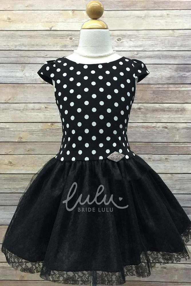 Knee-Length Tulle&Lace Beaded Flower Girl Dress with Brooch Modern Bridesmaid Dress