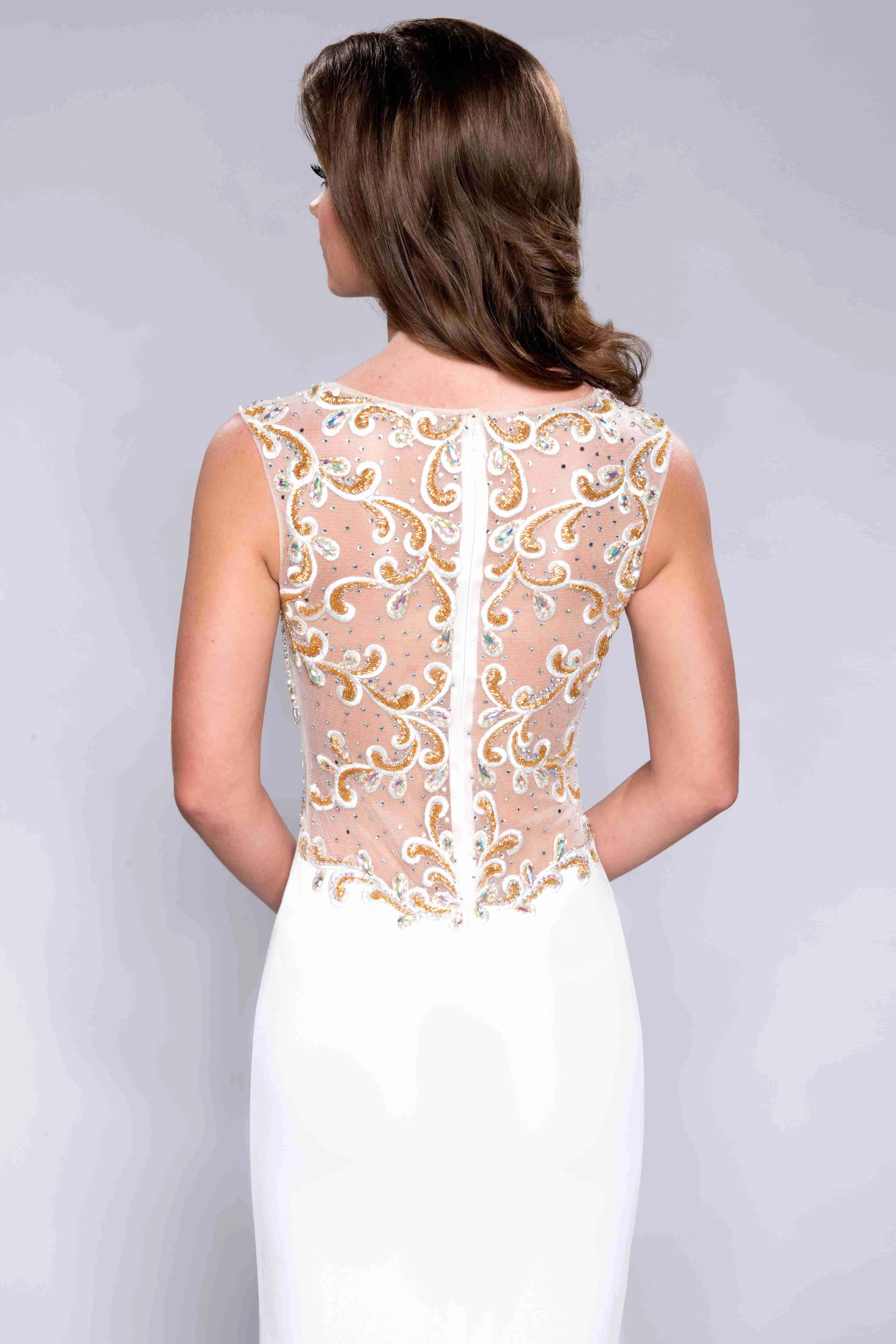 Bateau Neck Sheath Sleeveless Prom Dress with Jeweled Illusion Design Elegant Formal Dress