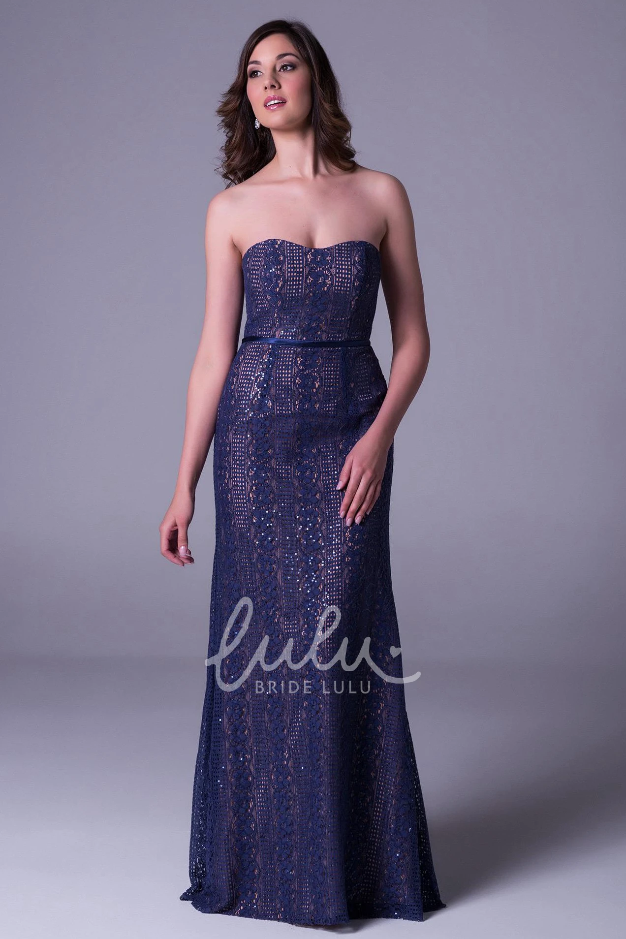 Lace Sleeveless Sheath Prom Dress Long Strapless Gown